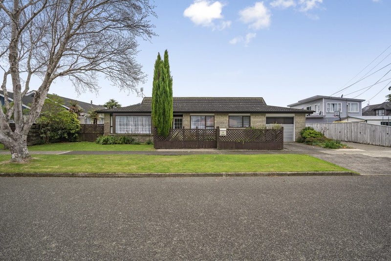2/38 Garden Road, Avalon, Lower Hutt - Carousel 22