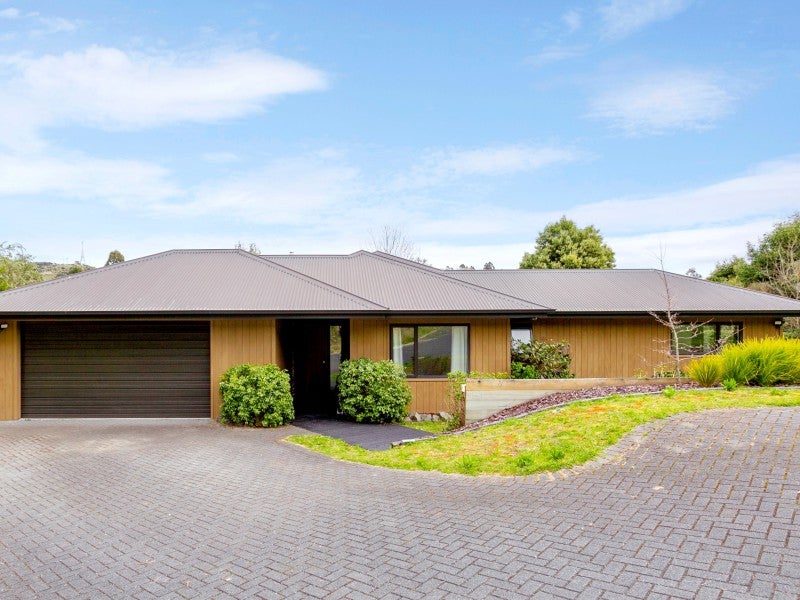 35 Dalmore Way, Taupo - Carousel 1