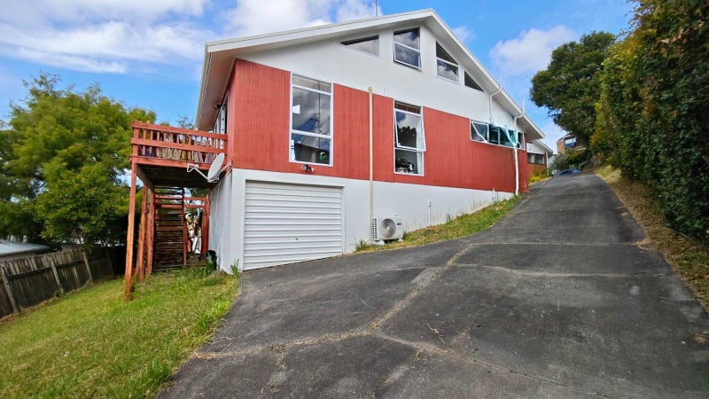 2/11 Helicon Place, Tōtara Vale, Auckland - Carousel 1