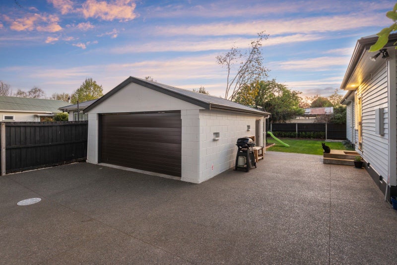 81 Severn Street, St Albans, Christchurch - Carousel 23