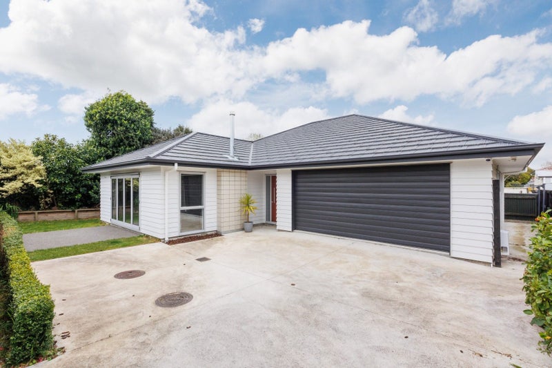 30 Frederick Street, Terrace End, Palmerston North - Carousel 1