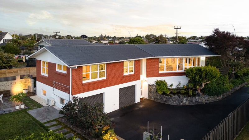 180 Sandwich Road, St Andrews, Hamilton - Carousel 1