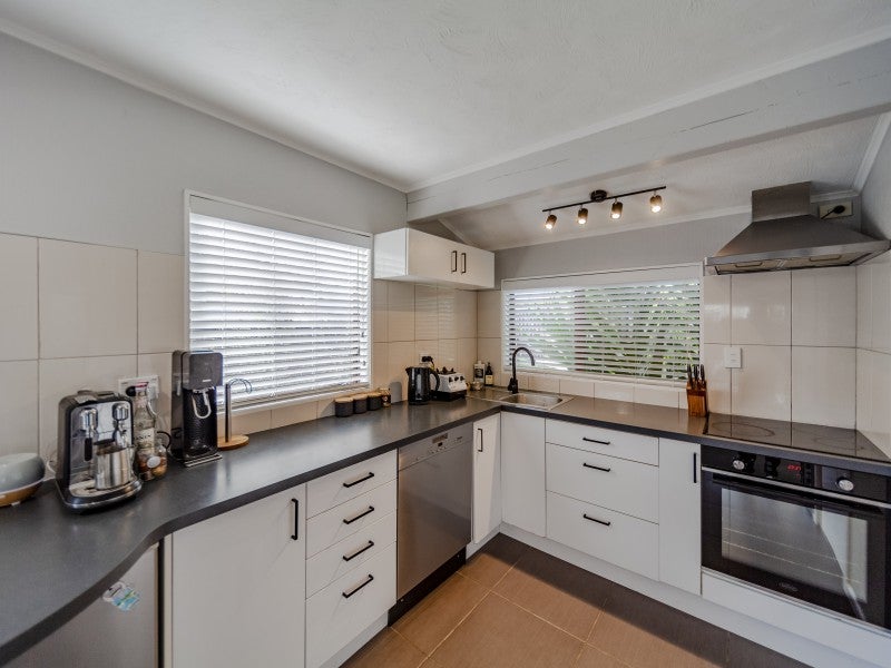 41A Ryan Crescent, Greenmeadows, Napier - Carousel 2