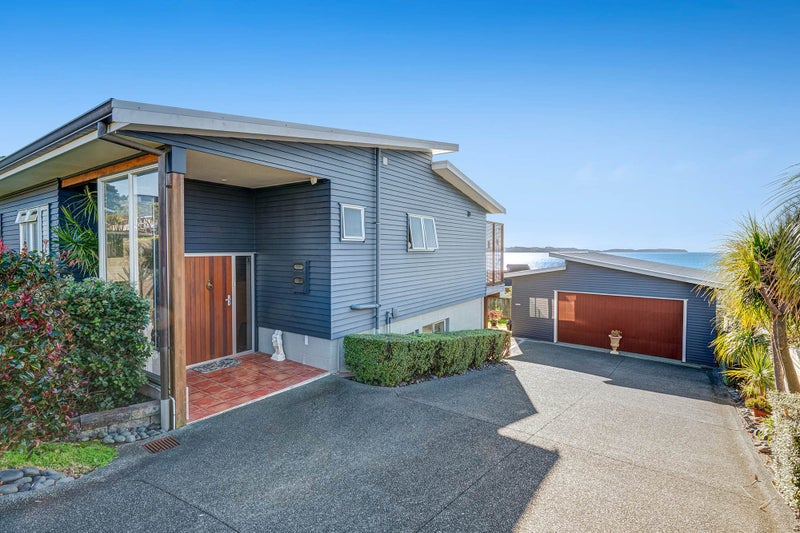 3 The Nook, Algies Bay, Warkworth - Carousel 1