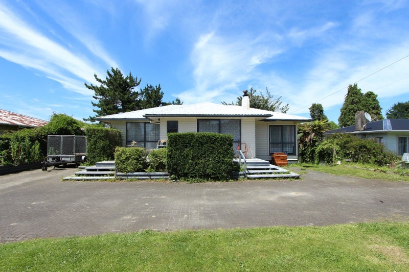 40 Fairview Road, Western Heights, Rotorua - Carousel 1