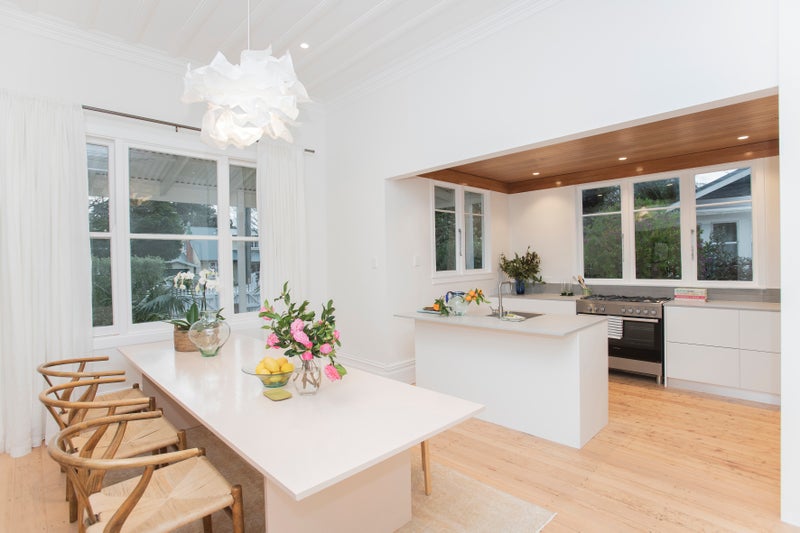 63 Stout Street, Whataupoko, Gisborne - Carousel 2