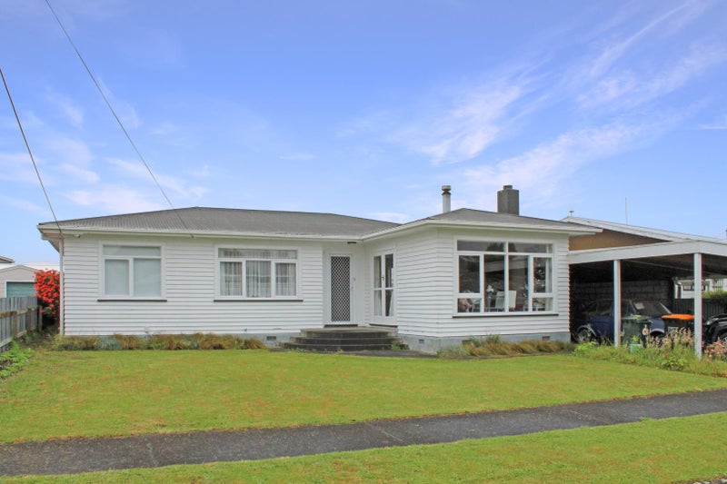 4 Sinclair Avenue, Highbury, Palmerston North - Carousel 1