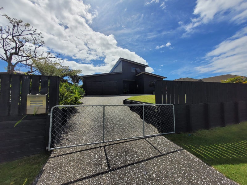 516 Linton Crescent, Whangamata - Carousel 2