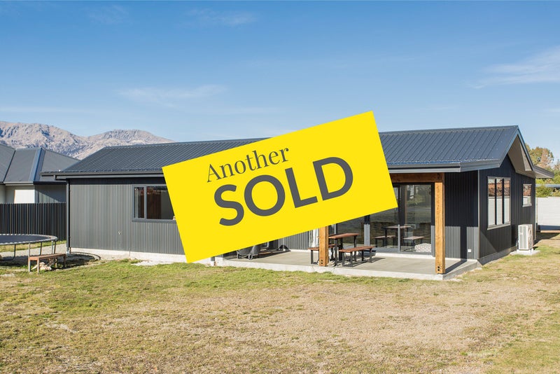 18 Francis Lane, Lake Hāwea - Carousel 1