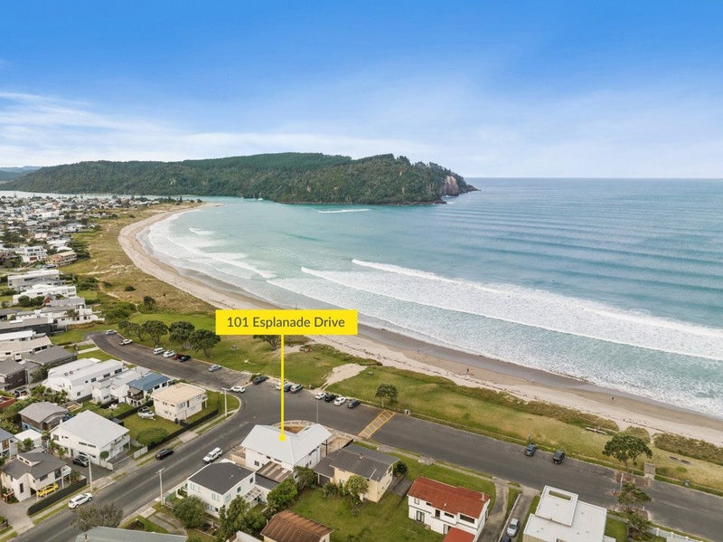 101 Esplanade Drive, Whangamata, Whangamatā - Carousel 1