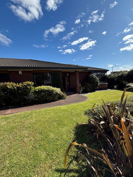 51 Bob Charles Drive, Golflands, Auckland - Carousel 2