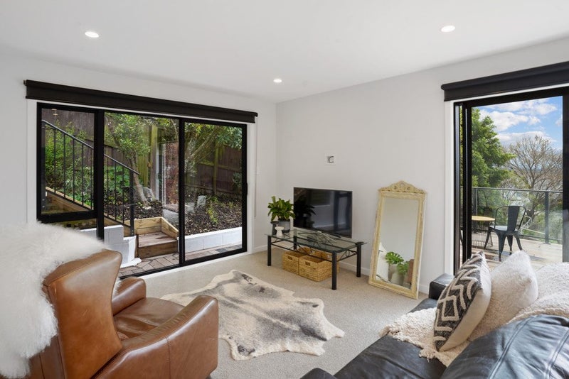 165 Soleares Avenue, Mount Pleasant, Christchurch - Carousel 1