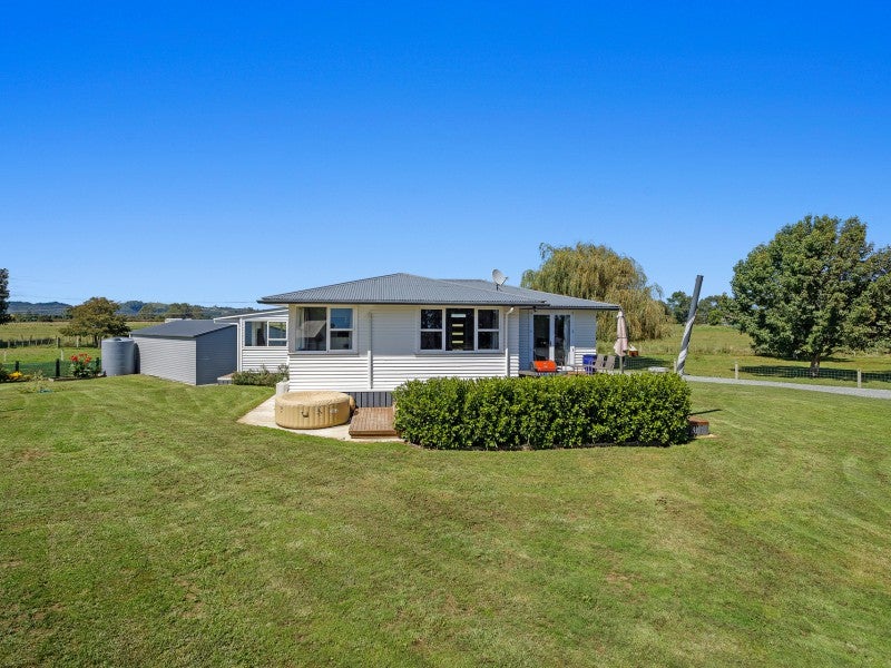 99 Selwyn Road, Whakatane - Carousel 1