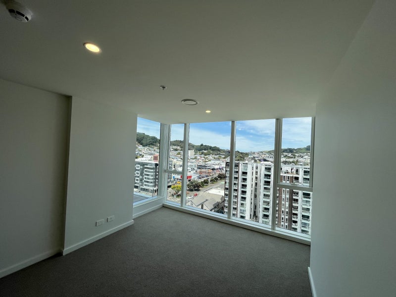 1103/10 Alpha Street, Te Aro, Wellington - Carousel 2