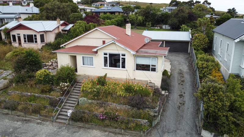 19 Avon Street, South Hill, Oamaru - Carousel 2