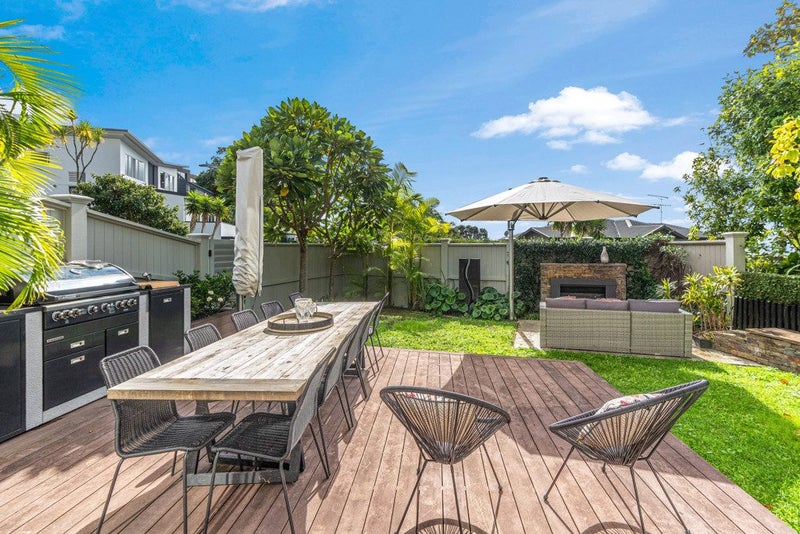 33 Tautari Street, Orakei, Auckland - Carousel 2