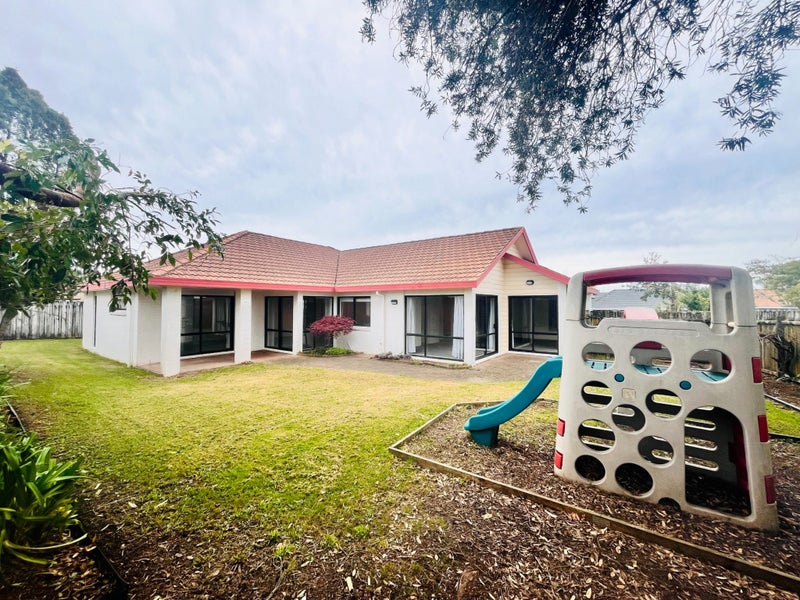 59 Matterhorn Crescent, Northpark, Auckland - Carousel 1