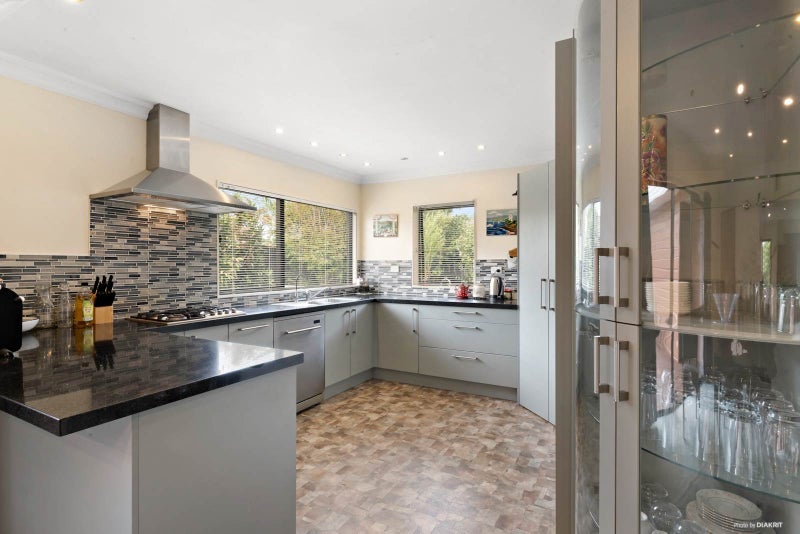 2/22 Watson Place, Papatoetoe, Auckland - Carousel 2