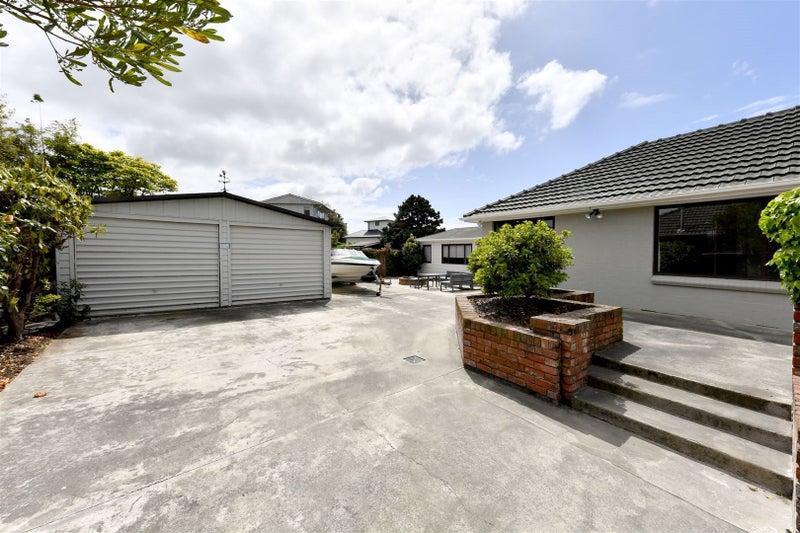 51 Vardon Crescent, Shirley, Christchurch - Carousel 2