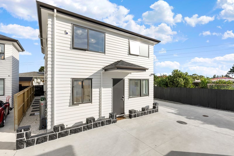 9A Grundy Place, Otara, Auckland - Carousel 1