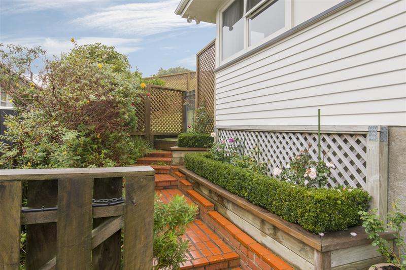 187 Helston Road, Paparangi, Wellington - Carousel 7