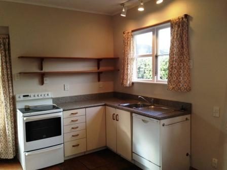 14 Wilsons Road South, Saint Martins, Christchurch - Carousel 2