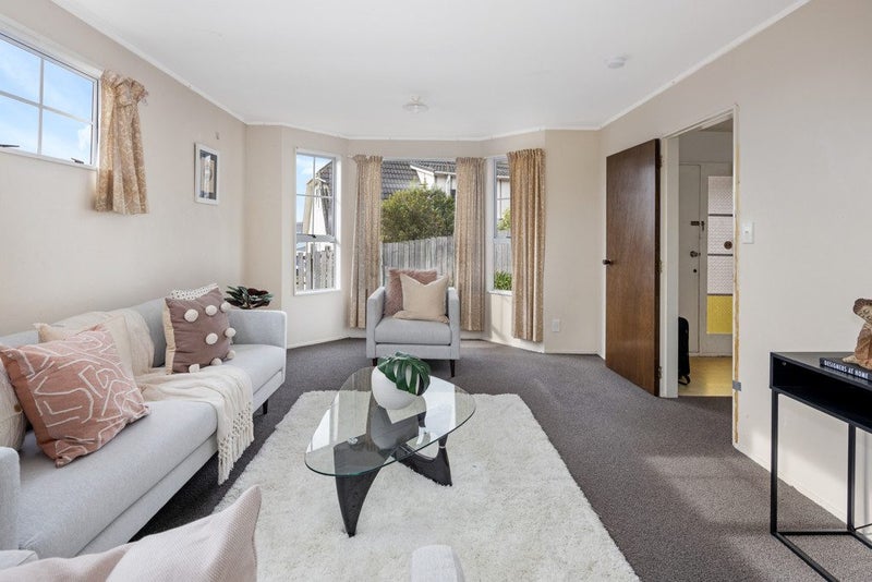 63A Nalanda Crescent, Broadmeadows, Wellington - Carousel 19