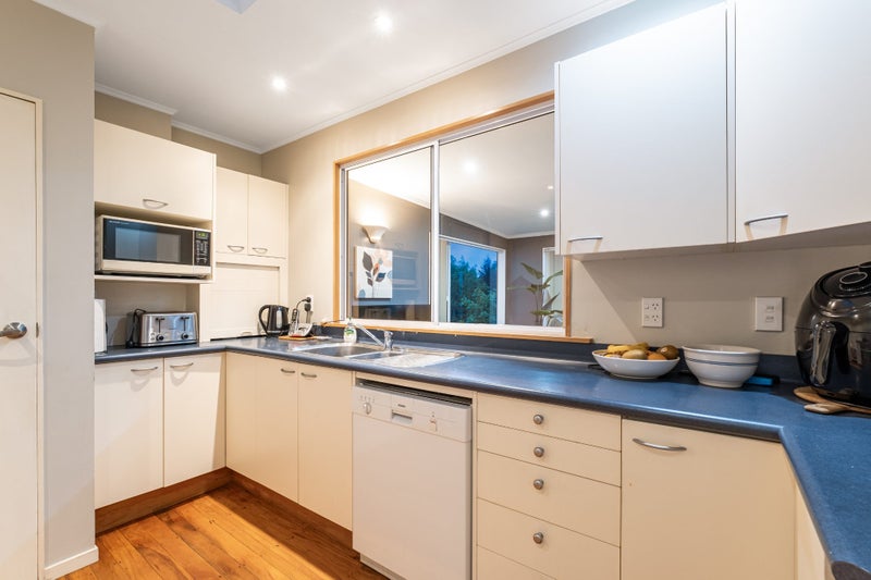 66 Eskdale Road, Papakowhai, Porirua - Carousel 2