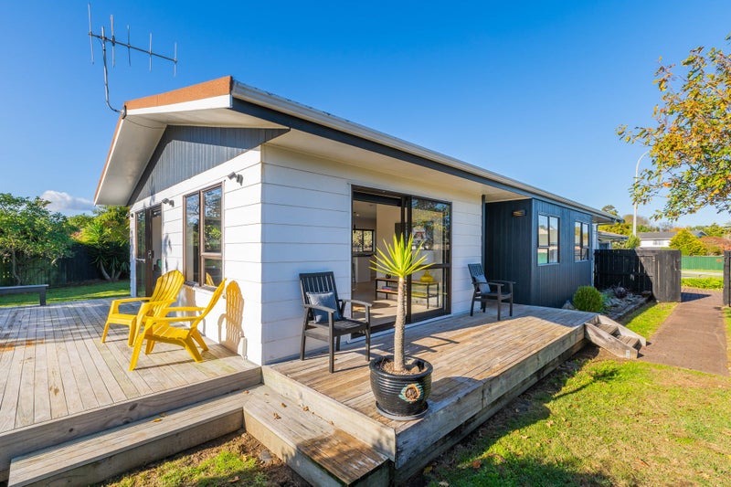 75 Mazengarb Road, Paraparaumu Beach, Paraparaumu - Carousel 1