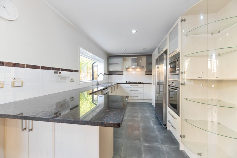 42A Heaphy Street, Blockhouse Bay, Auckland - Carousel 2