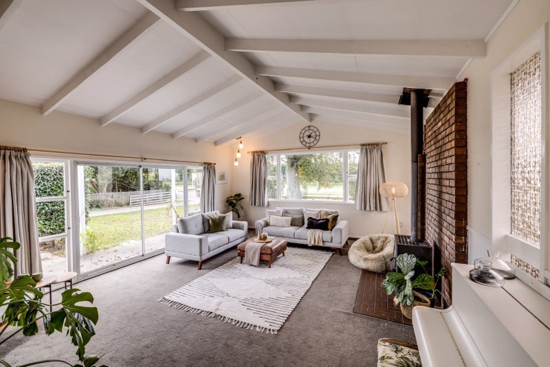 21 Flaxmere Avenue, Flaxmere, Hastings - Carousel 2