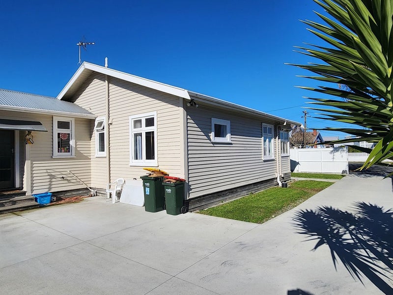 37 Hume Street, Alicetown, Lower Hutt - Carousel 2