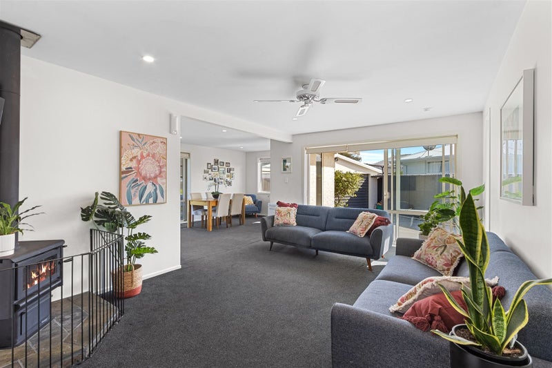 12 Eros Place, North New Brighton, Christchurch - Carousel 2