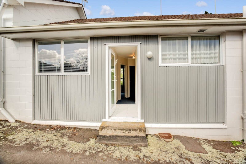 4/28 Saxon Street, Waterview, Auckland - Carousel 1