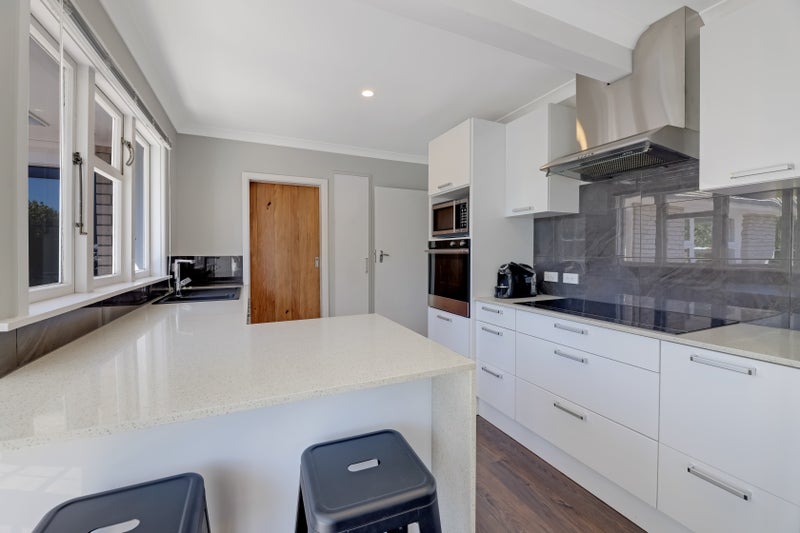 15 Wyn Street, Hoon Hay, Christchurch - Carousel 2