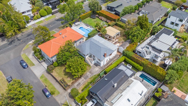 4 Athlone Road, Glendowie, Auckland - Carousel 2