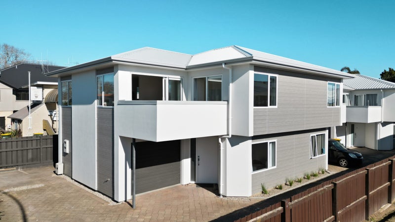 1/1161 Victoria Street, Whitiora, Hamilton - Carousel 1