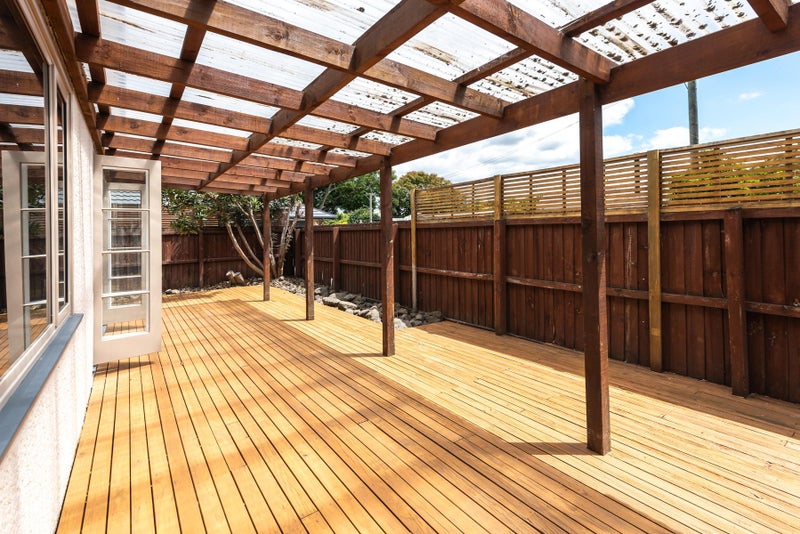 57 Lagan Street, Belfast, Christchurch - Carousel 2