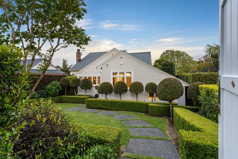 14 Mahoe Avenue, Remuera, Auckland - Carousel 1