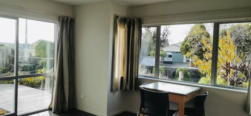 30 Park Rise, Campbells Bay, Auckland - Carousel 2