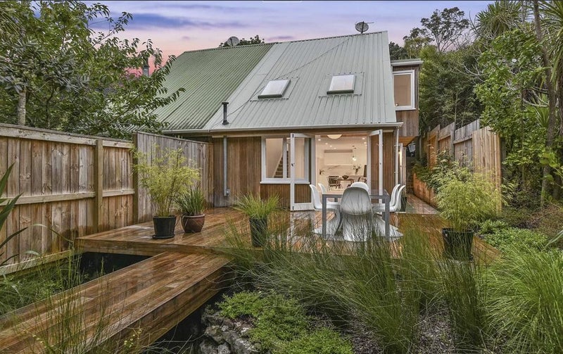 3/68 Braemar Road, Castor Bay, Auckland - Carousel 2