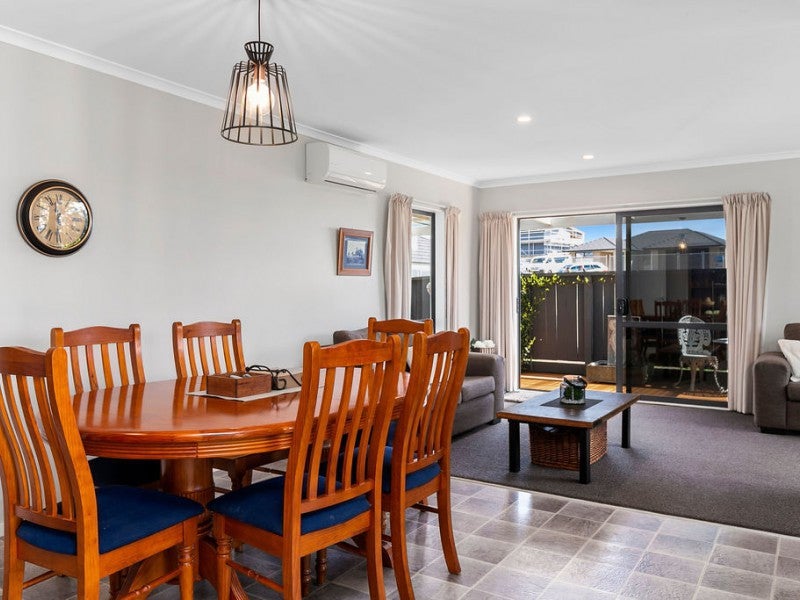 186 Waikite Road, Welcome Bay, Tauranga - Carousel 2