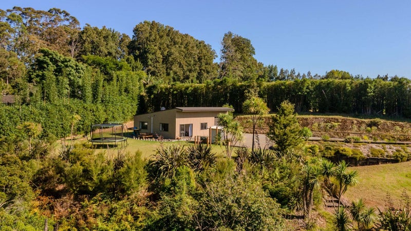 37 Ness Road, Kerikeri - Carousel 1