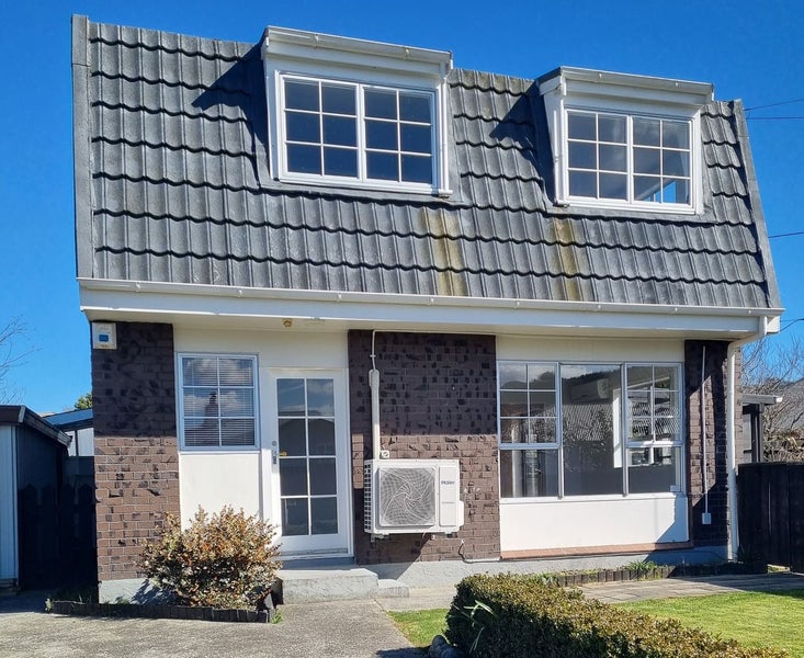 56 MARY CRES, CENTRAL, UPPER HUTT - Carousel 1