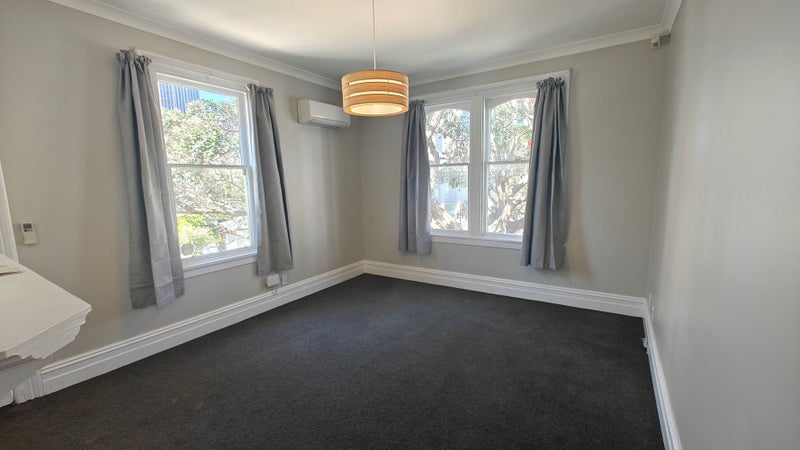 17 Portland Crescent, Thorndon, Wellington - Carousel 1