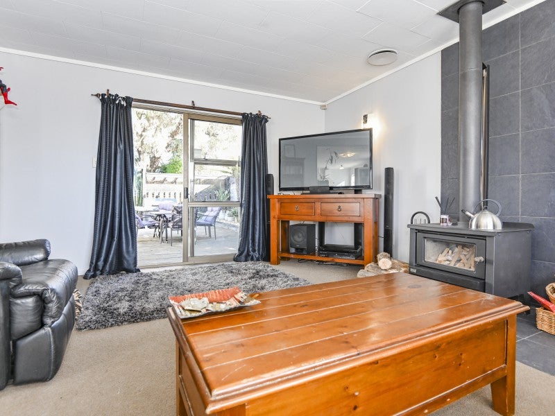 219 Flaxmere Avenue, Flaxmere, Hastings - Carousel 2