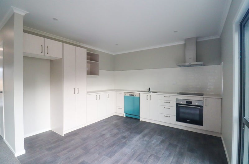 2/12 Keitha Place, Glenview, Hamilton - Carousel 2