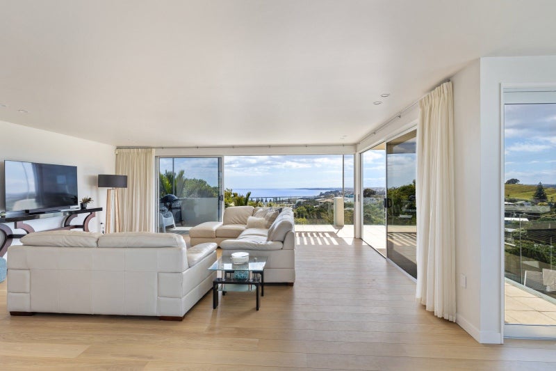 4A Scott Street, Moturoa, New Plymouth - Carousel 2