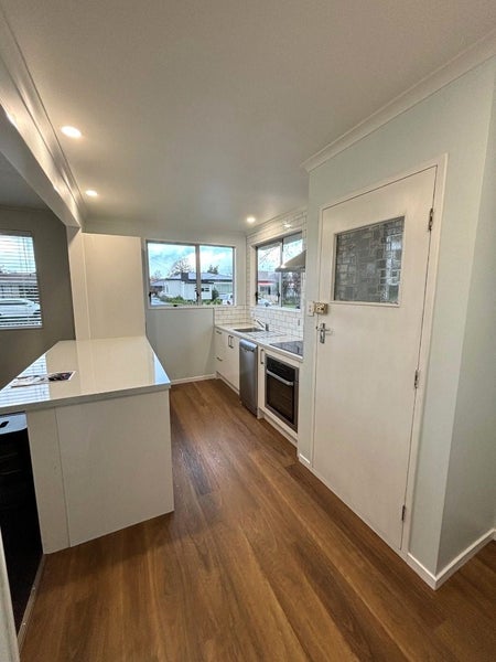 1/704 Fitzroy Avenue, Mahora, Hastings - Carousel 2