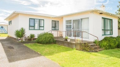 54 Matai Street, Castlecliff, Whanganui - Carousel 1